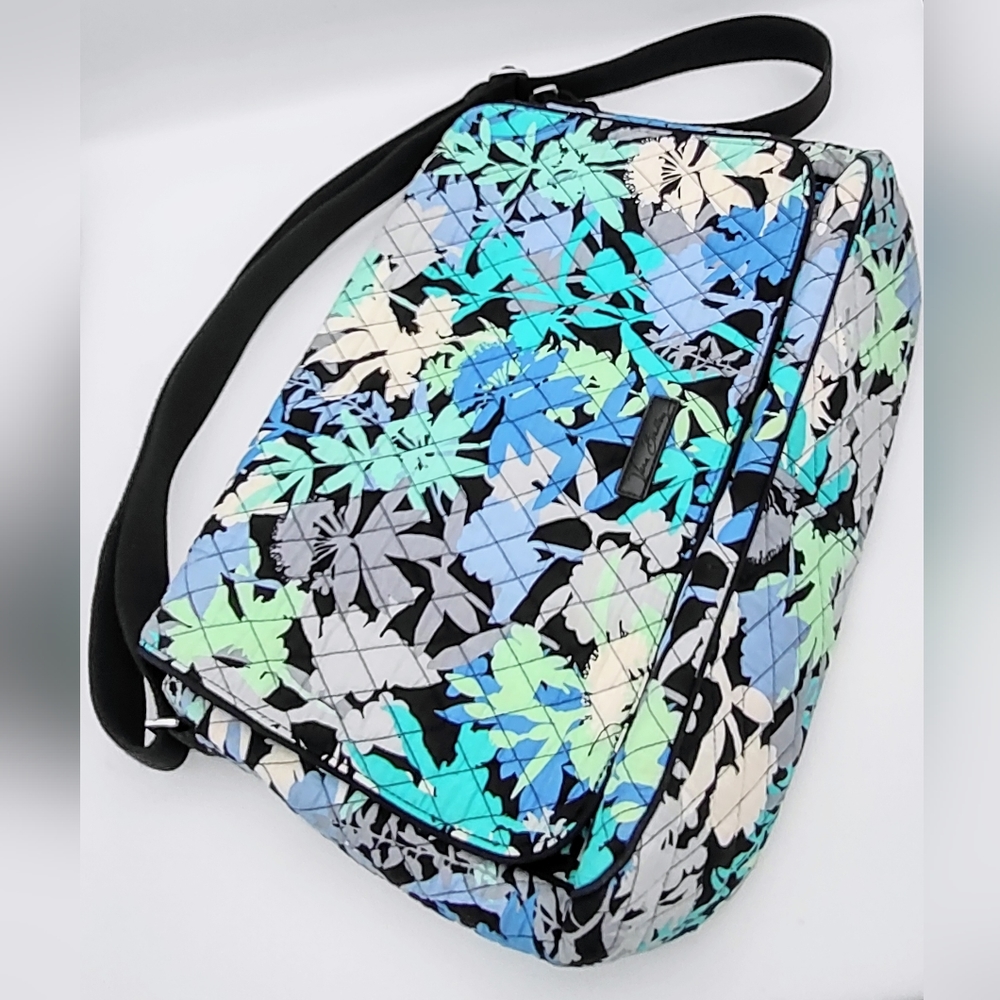 Vera Bradley Camofloral Laptop Messenger Bag Blue Floral Quilted